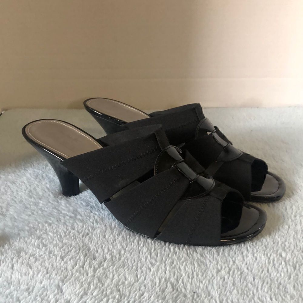 Coach and Four Heels